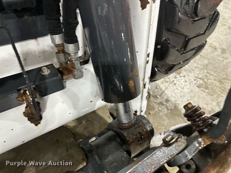 image for item DV0747 2022 Bobcat  S76 skid steer loader