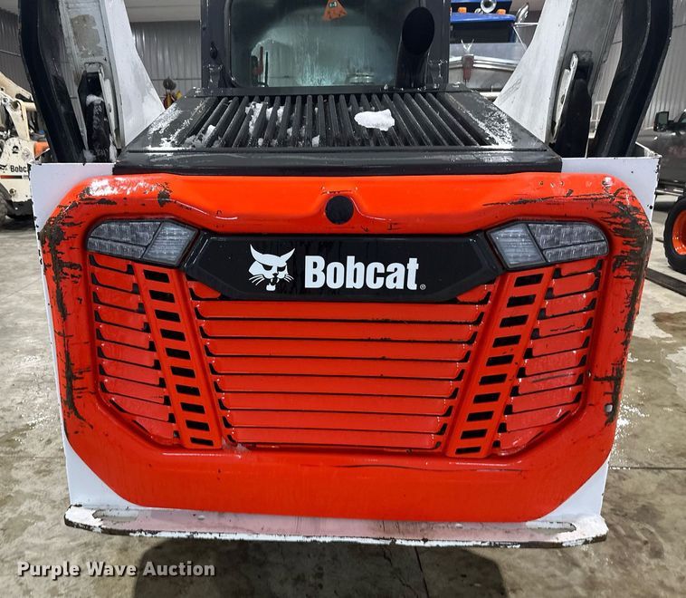 image for item DV0747 2022 Bobcat  S76 skid steer loader