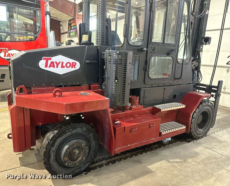 image for item DV0748 2017 Taylor X160 forklift