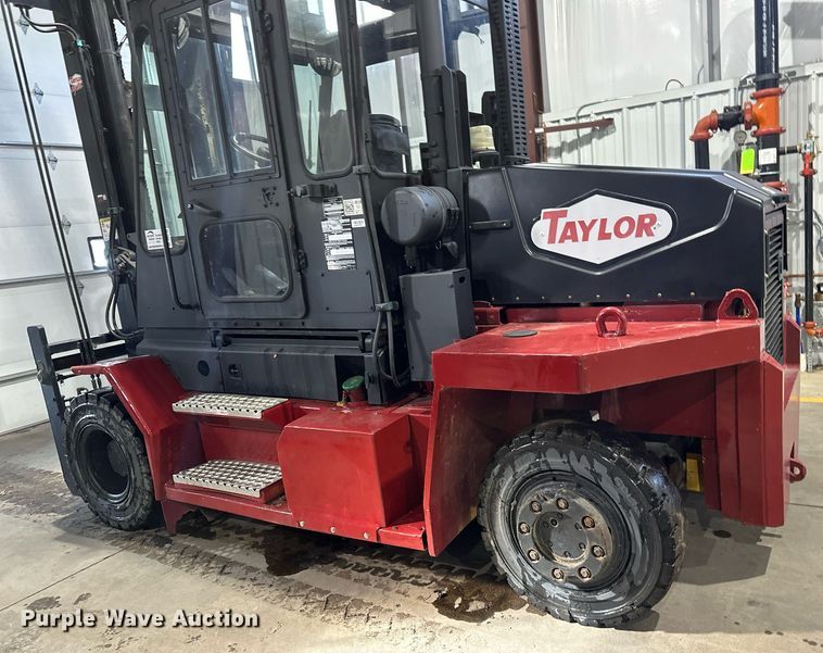image for item DV0748 2017 Taylor X160 forklift