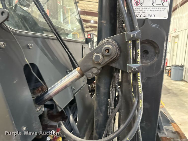 image for item DV0748 2017 Taylor X160 forklift