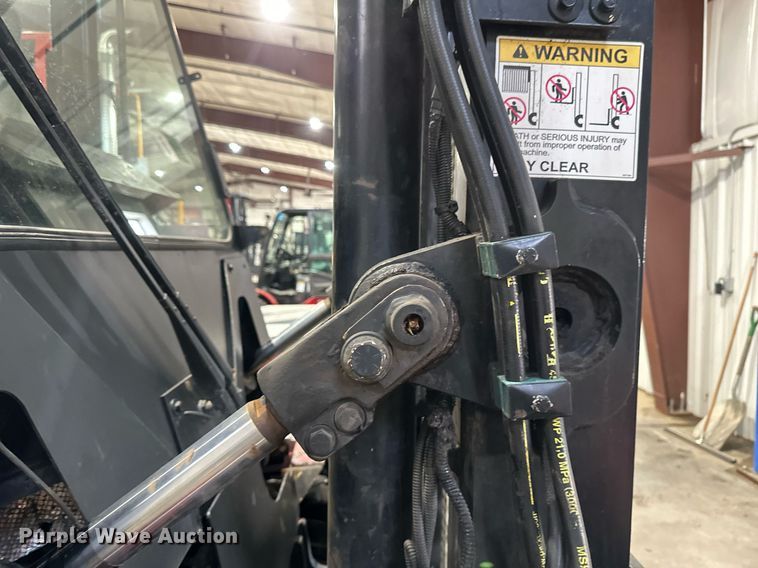 image for item DV0748 2017 Taylor X160 forklift