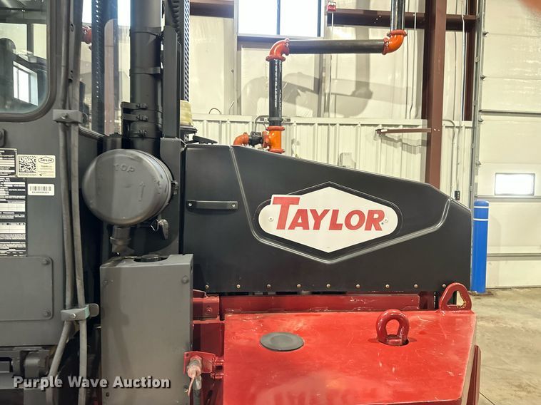 image for item DV0748 2017 Taylor X160 forklift