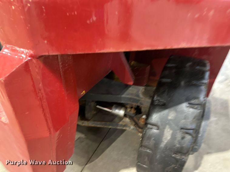 image for item DV0748 2017 Taylor X160 forklift