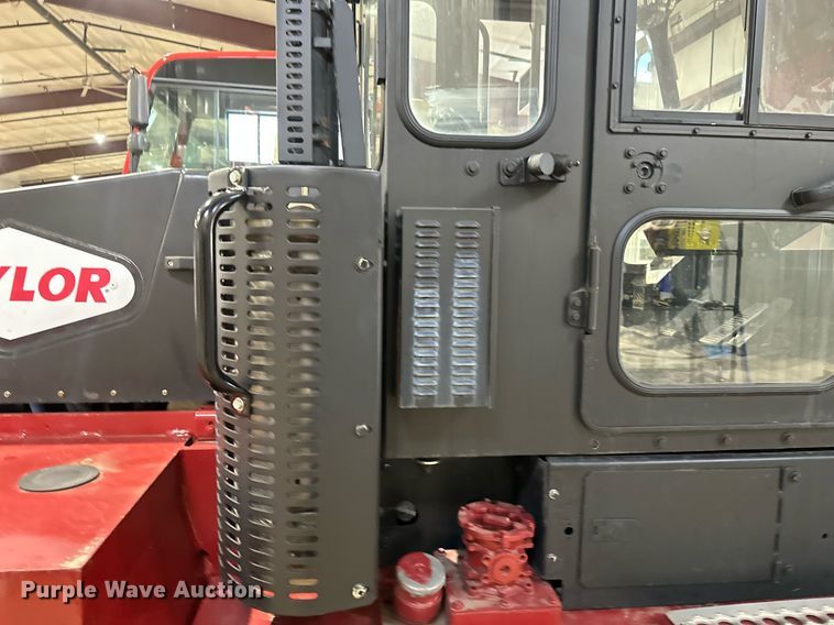 image for item DV0748 2017 Taylor X160 forklift