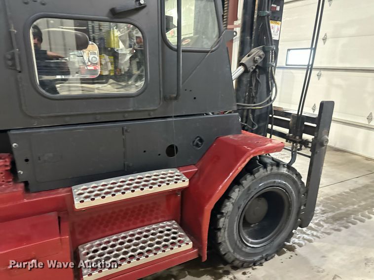 image for item DV0748 2017 Taylor X160 forklift