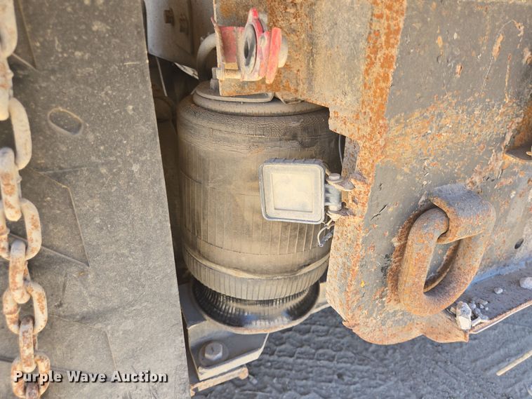 image for item DV1331 2001 Mack CX613 dump truck