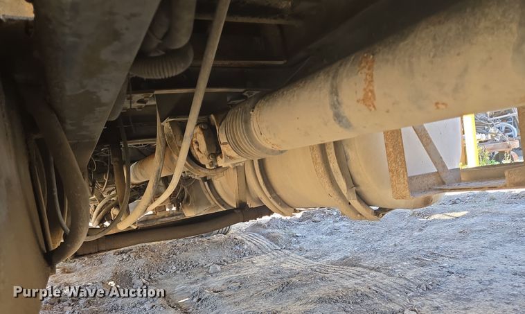 image for item DV1331 2001 Mack CX613 dump truck