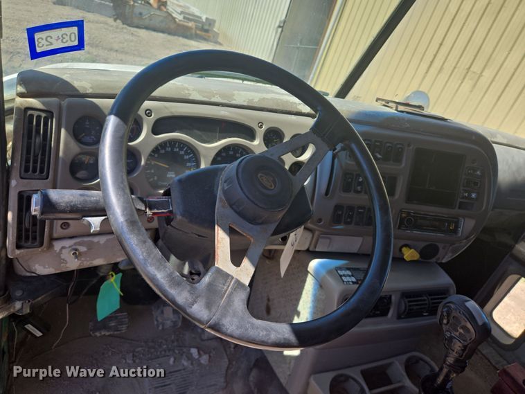 image for item DV1331 2001 Mack CX613 dump truck