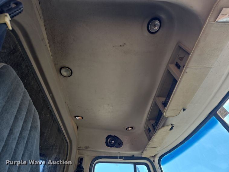 image for item DV1331 2001 Mack CX613 dump truck