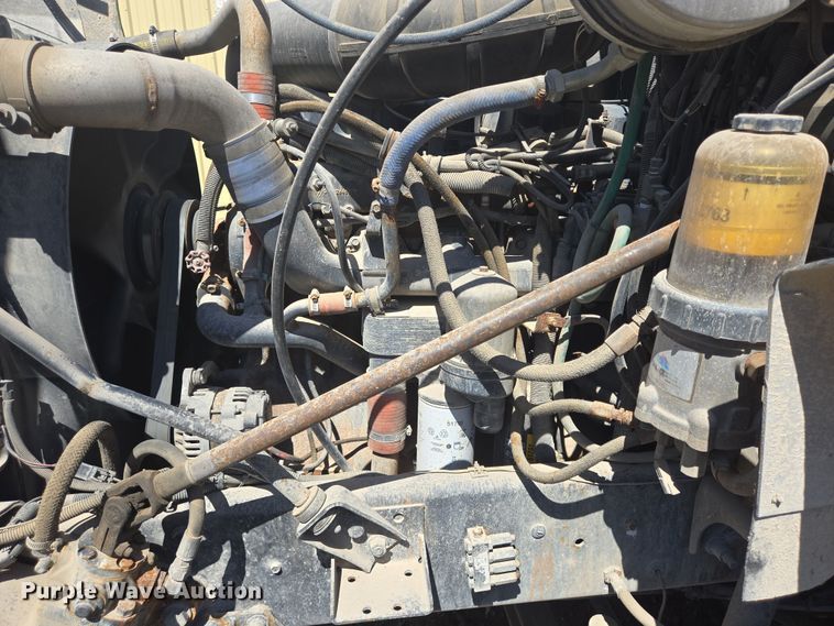 image for item DV1331 2001 Mack CX613 dump truck