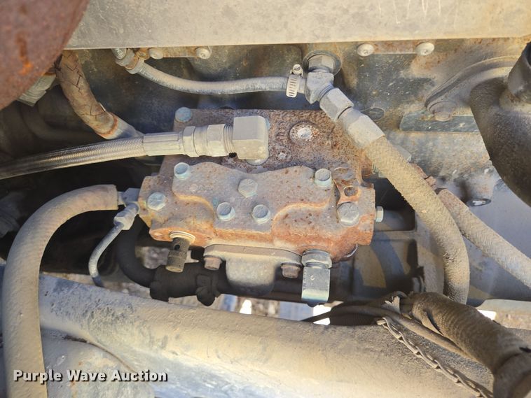 image for item DV1331 2001 Mack CX613 dump truck