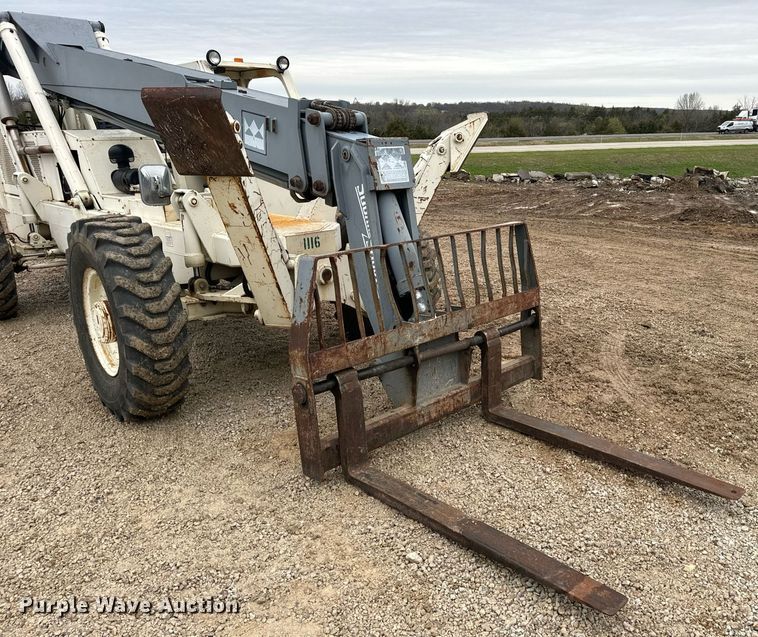 image for item DV1889 Terex SS1048 telehandler