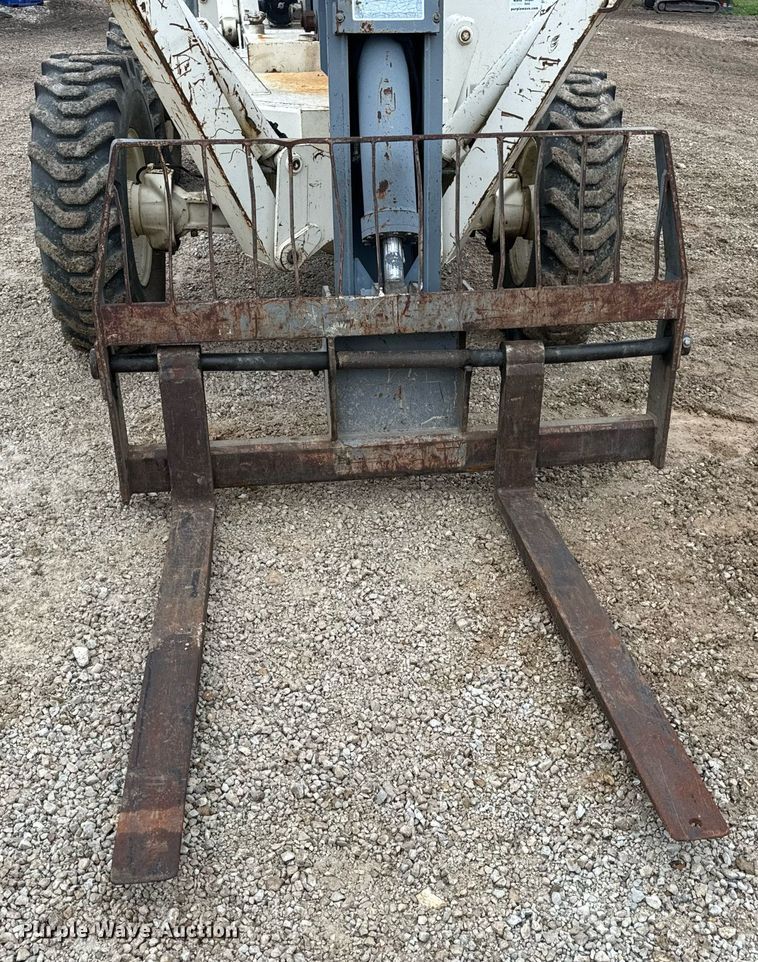 image for item DV1889 Terex SS1048 telehandler