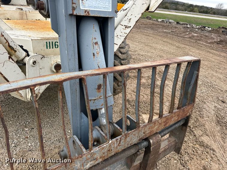 image for item DV1889 Terex SS1048 telehandler