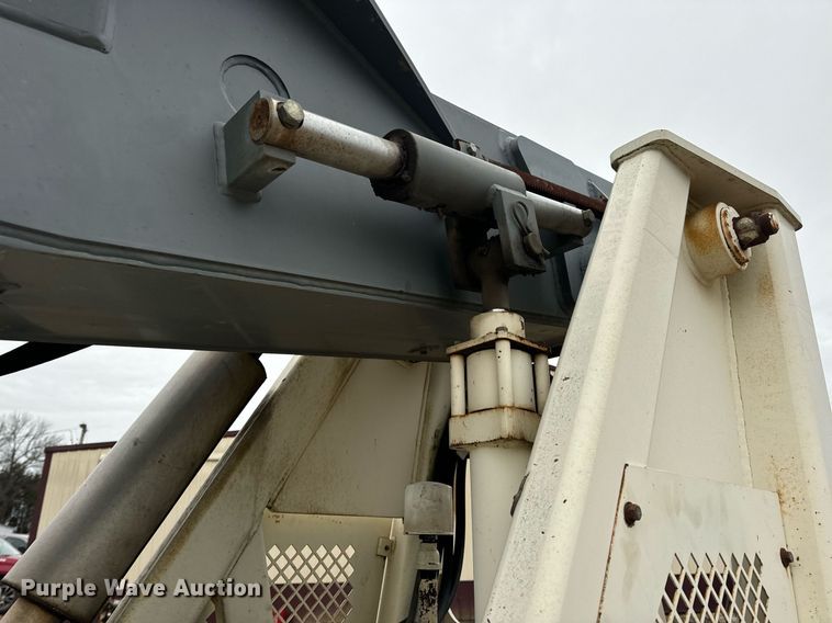 image for item DV1889 Terex SS1048 telehandler