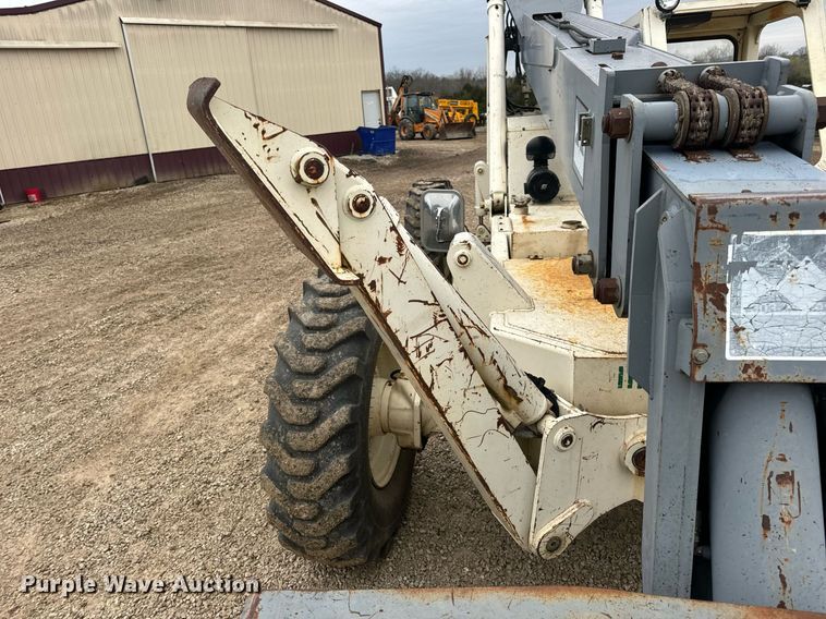 image for item DV1889 Terex SS1048 telehandler