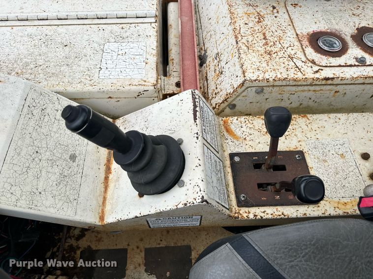 image for item DV1889 Terex SS1048 telehandler