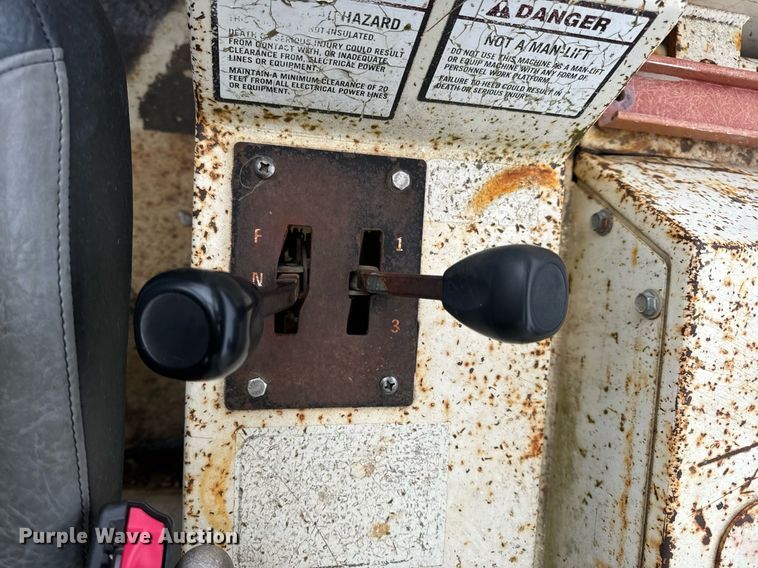 image for item DV1889 Terex SS1048 telehandler