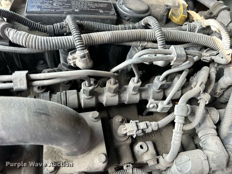 image for item DV1894 Clark C40D forklift