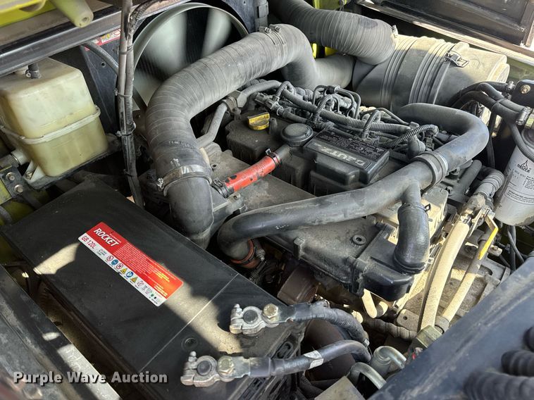 image for item DV1894 Clark C40D forklift