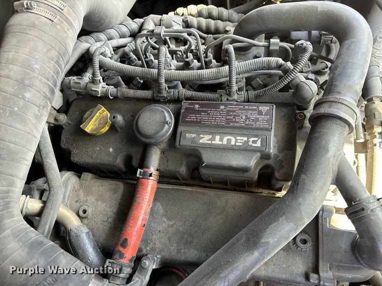 image for item DV1894 Clark C40D forklift