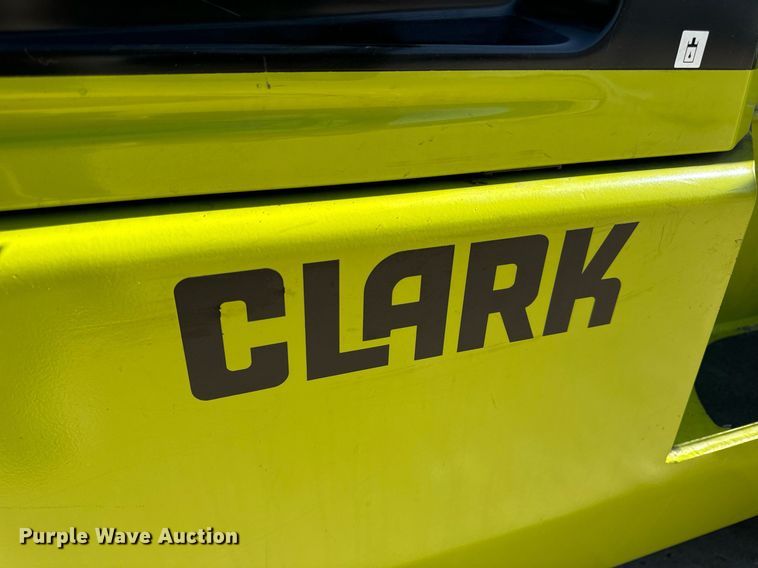 image for item DV1894 Clark C40D forklift