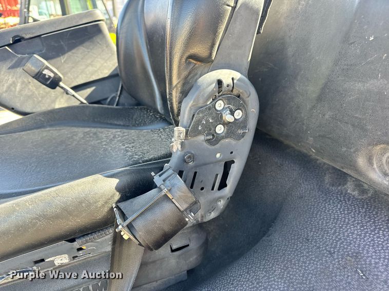 image for item DV1895 2016 Linde H40D EVO forklift