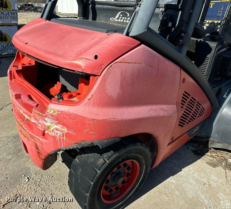 image for item DV1895 2016 Linde H40D EVO forklift
