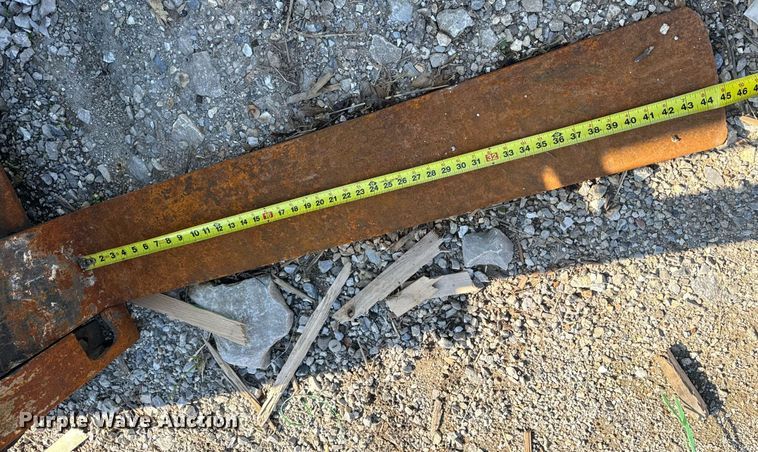 image for item DV1895 2016 Linde H40D EVO forklift