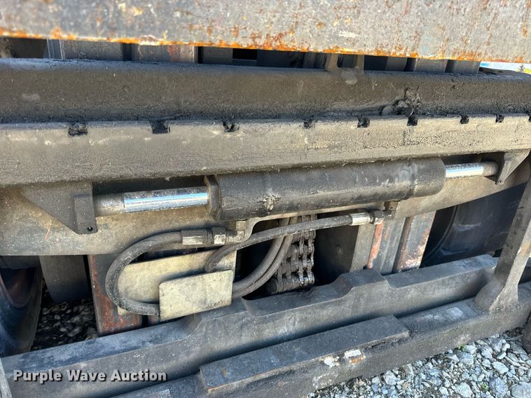 image for item DV1895 2016 Linde H40D EVO forklift