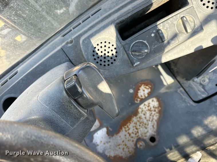 image for item DV1895 2016 Linde H40D EVO forklift