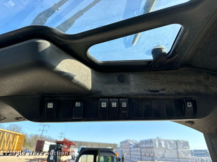 image for item DV1895 2016 Linde H40D EVO forklift