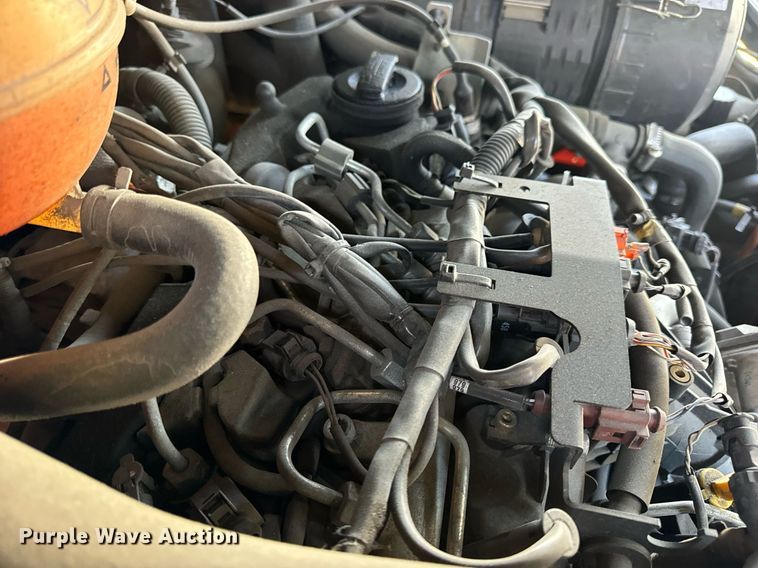 image for item DV1895 2016 Linde H40D EVO forklift