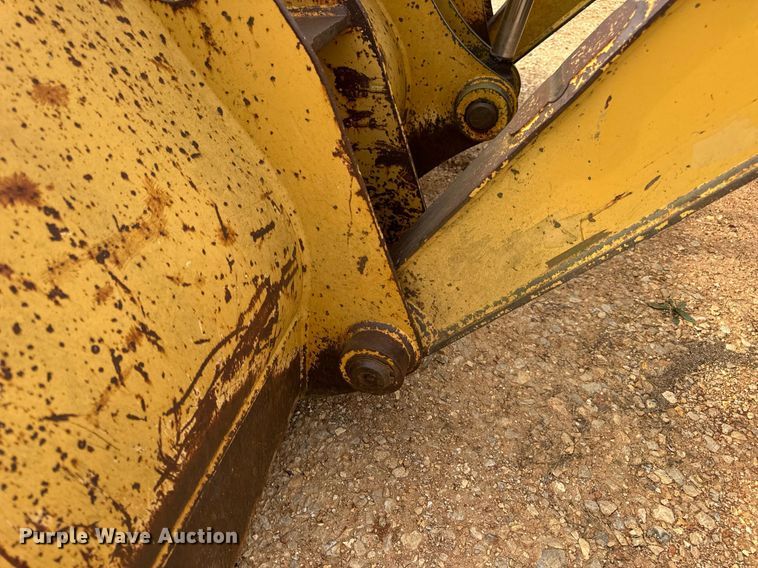 image for item DV1899 1997 John Deere 310E backhoe