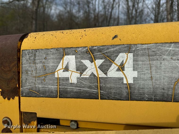 image for item DV1899 1997 John Deere 310E backhoe