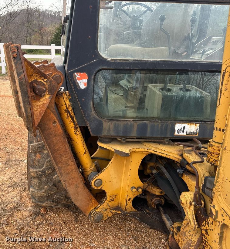 image for item DV1899 1997 John Deere 310E backhoe