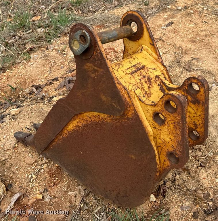 image for item DV1899 1997 John Deere 310E backhoe