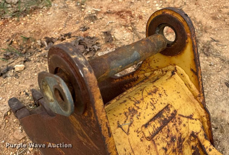 image for item DV1899 1997 John Deere 310E backhoe