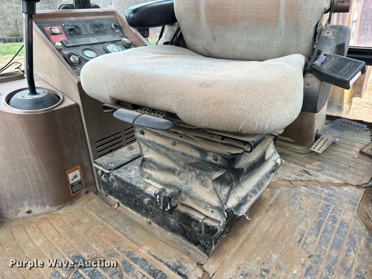 image for item DV1899 1997 John Deere 310E backhoe