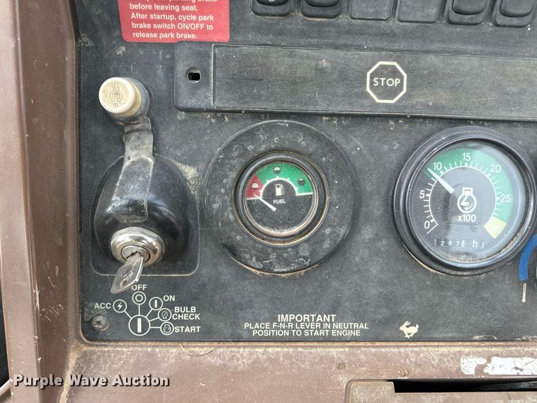 image for item DV1899 1997 John Deere 310E backhoe