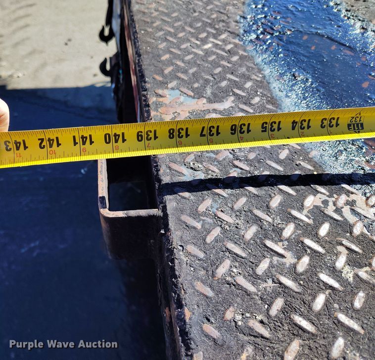 image for item DV6713 1995 Chevrolet Kodiak C5500 flatbed truck