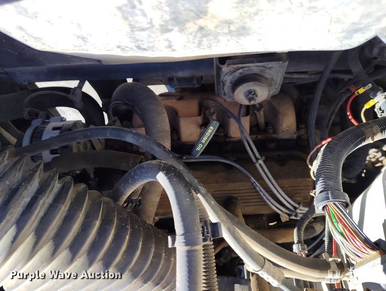 image for item DV6713 1995 Chevrolet Kodiak C5500 flatbed truck