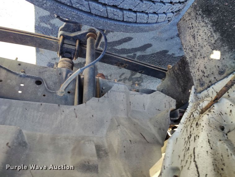 image for item DV6713 1995 Chevrolet Kodiak C5500 flatbed truck