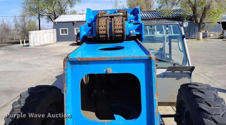 image for item DV6735 2012 Genie GTH1056 telehandler