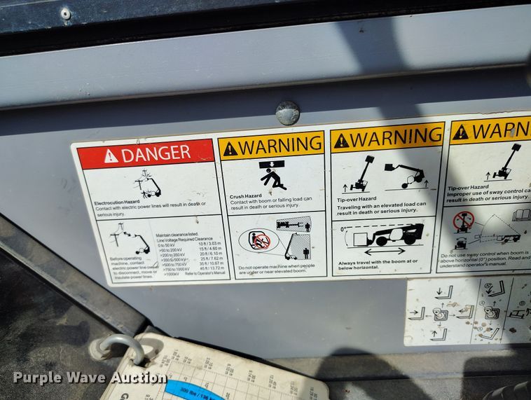 image for item DV6735 2012 Genie GTH1056 telehandler