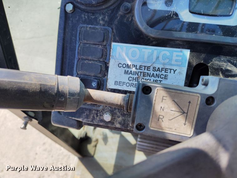 image for item DV6735 2012 Genie GTH1056 telehandler