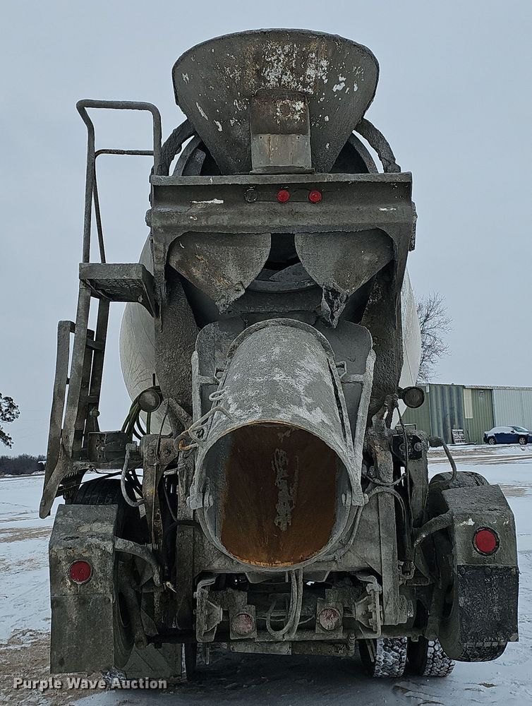 image for item DW3131 1987 Autocar ready mix truck