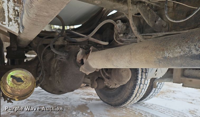 image for item DW3131 1987 Autocar ready mix truck