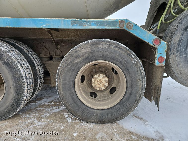 image for item DW3131 1987 Autocar ready mix truck